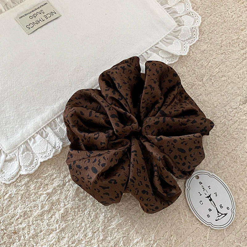 Sweet Elegant Graceful Scrunchies for Girls Trendy Stylish Adorable Cute Hair Ties for Women Ladies Hair Accessories in Stock