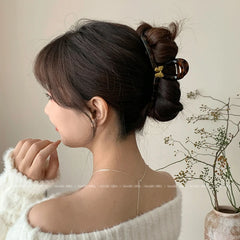 Classic Leopard Print Heart Shaped Bowknot Hair Claw Clips for Girls Elegant Fashion Hair Accessories for Women Ladies Trendy