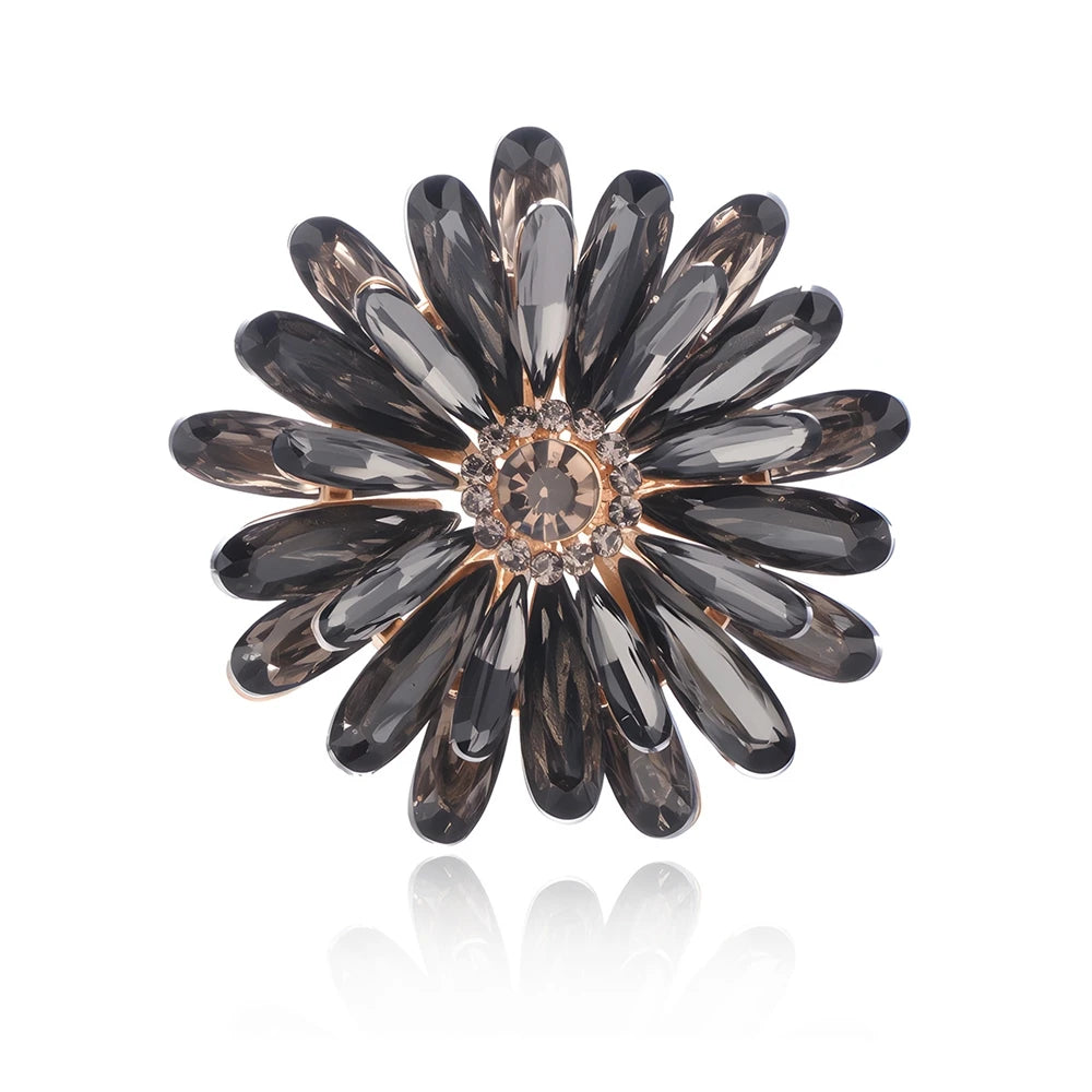 Fashion Flowers Sweet Glitter Rhinestone Sparking Brooches for Girls Elegant Pins Jewelry for Women Ladies Accessories Wholesale