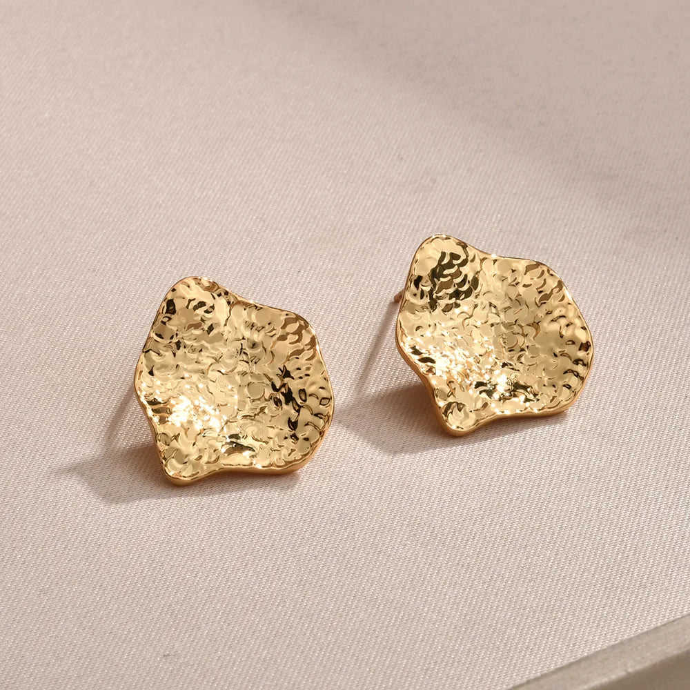 Fashion Copper Stud Earrings Pleated Metal Flashing Texture Earpins Round Square Irregular Earrings Wholesale European American