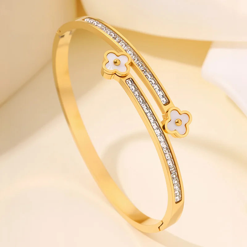Fashionable Elegant Flowers Bracelets Modern Classic Vintage Trendy Bangles Jewelry for Women Ladies Accessories Wholesale