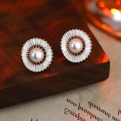 Women Imitation Pearl New Design Small Stud Earring Fashion Stylish Elegant Graceful Bulk Order Jewelry Accessories for Daily