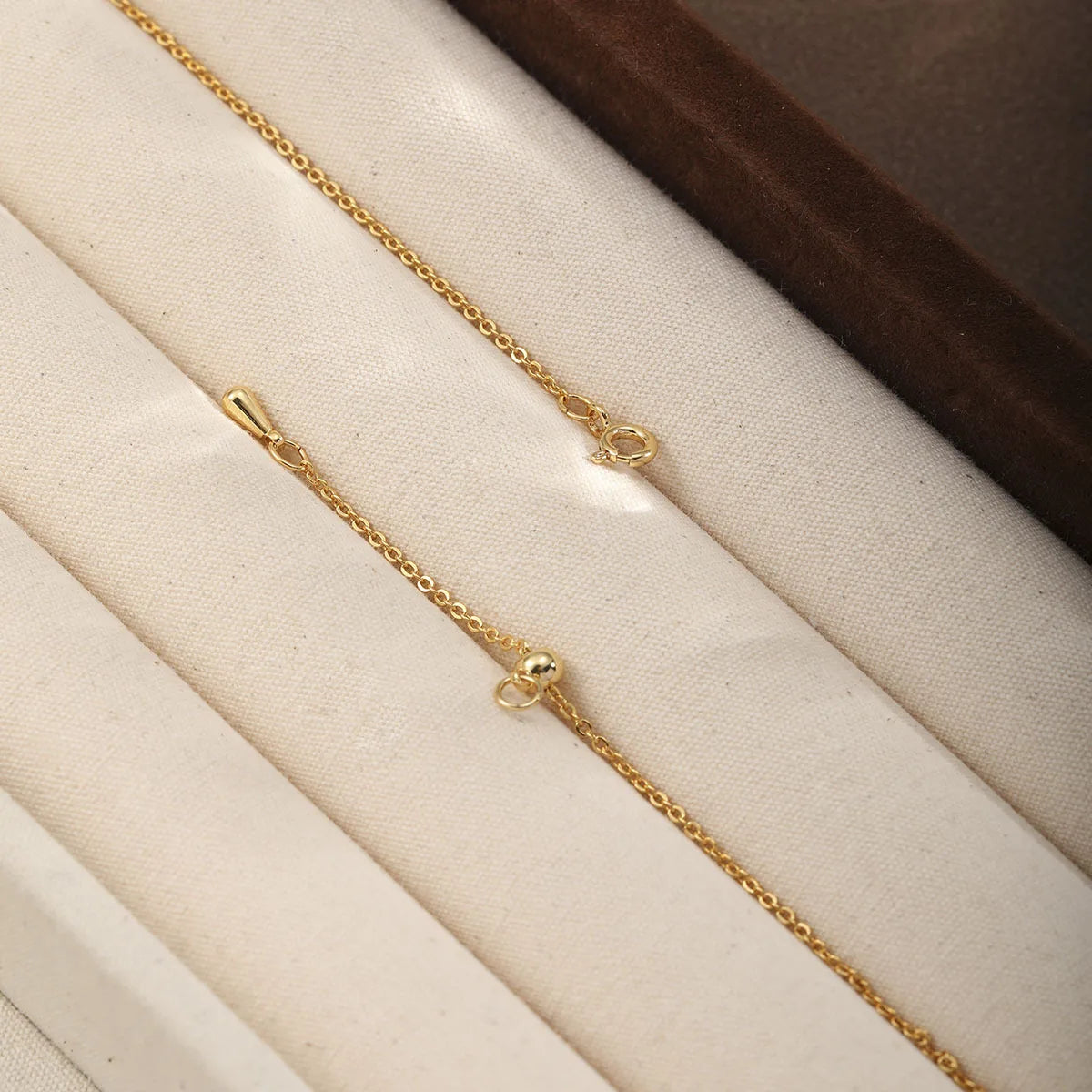 Fashion Freshwater Pearl Copper 18K Gold Plated Necklaces for Girls Vintage Luxury Jewelry for Women Ladies Wholesale Bulk