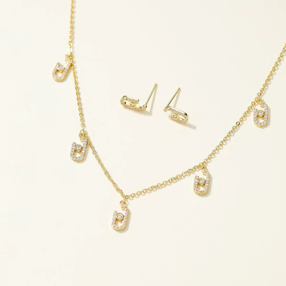 Fashion Trendy Elegant Charms Necklaces for Girls Sweet Stud Earrings Jewelry Sets for Women Ladies Accessories Chinese Supplier