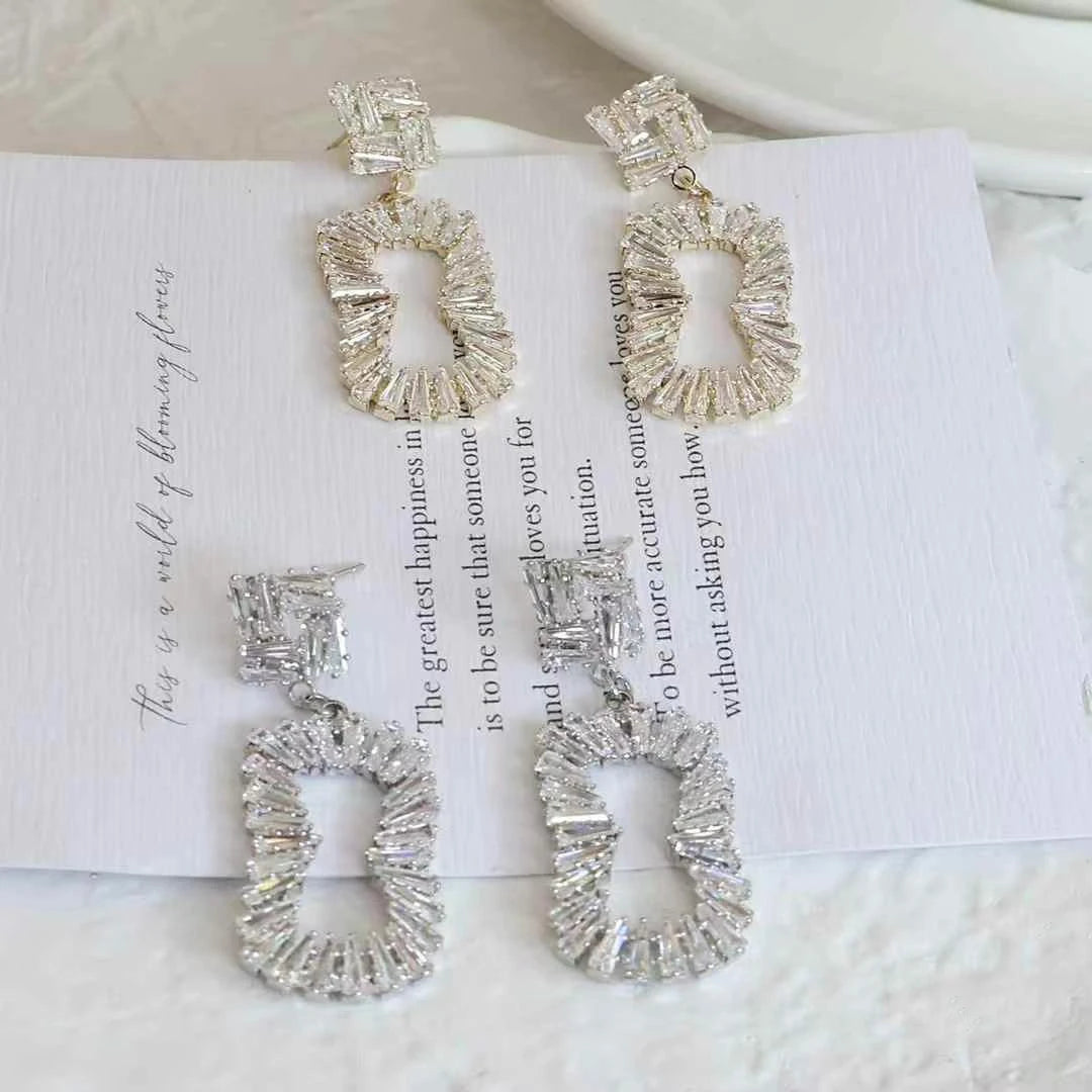 Fashion Sweet Heart Shapes Cute Stunning Fresh Drop Earrings for Girls Elegant Large Jewelry for Women Ladies Accessories