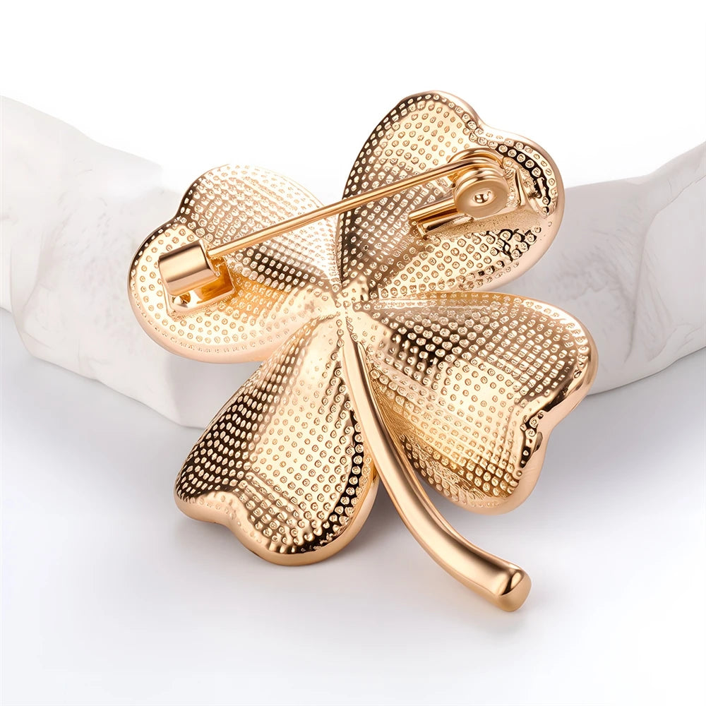 Personalized Design Four-leaf Clover Brooches for Girls Sweet Dainty Glamorous Pins Jewelry for Women Lady Accessories Hot Sale