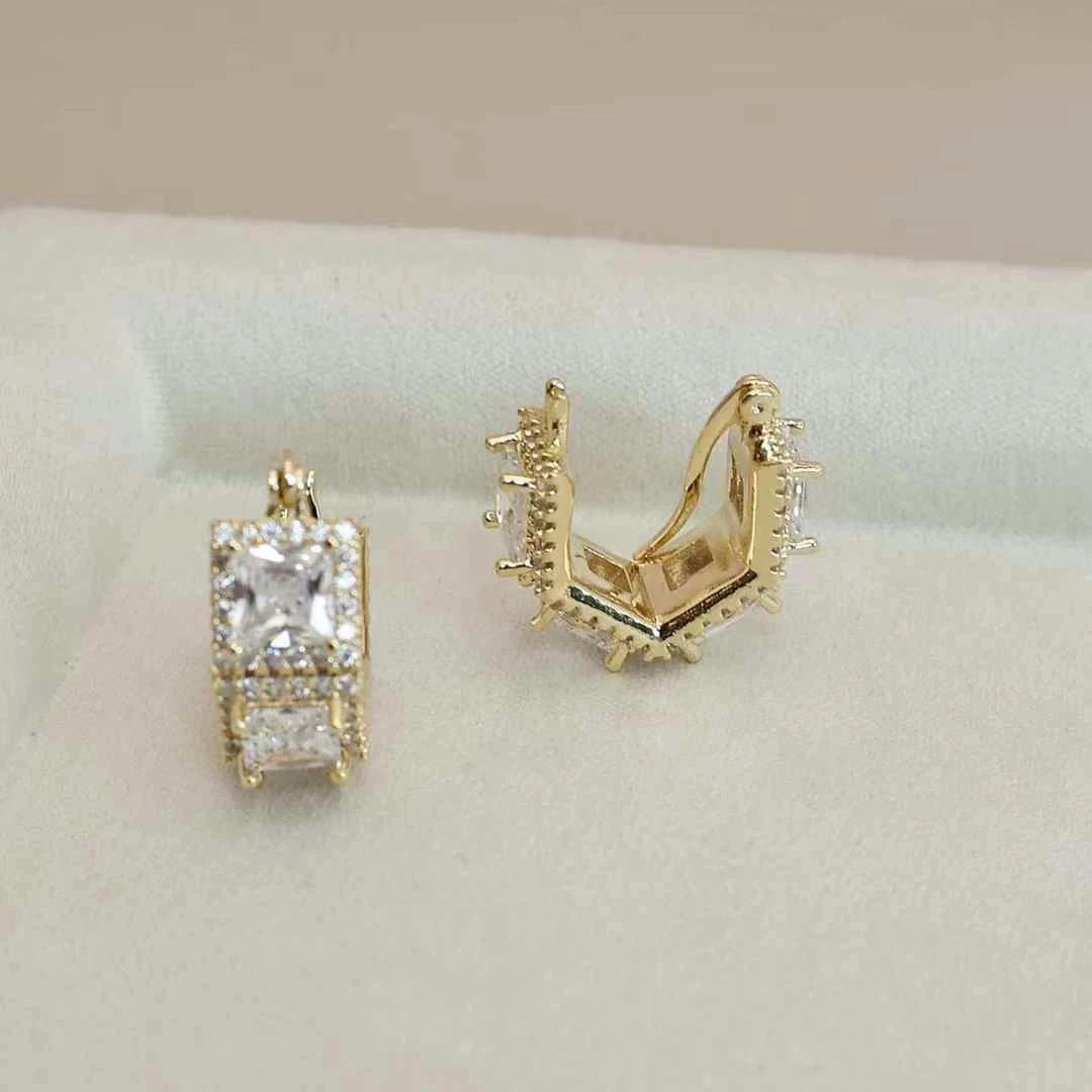 Fashion Simple Glitter Stud Earrings for Girls Clip on Elegant Minimalistic Jewelry for Women Lady Accessories Chinese Supplier