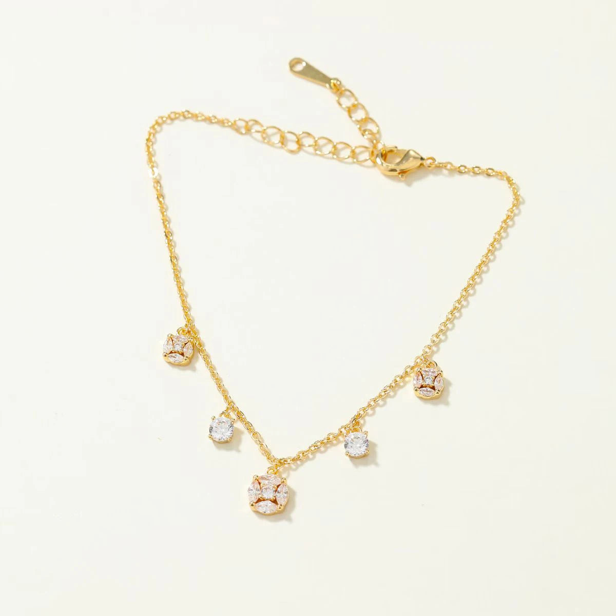 Fashion Refined Luxury Sweet Elegant Bracelets for Girls Trendy Stylish Jewellry for Women Ladies Accessories Chinese Supplier