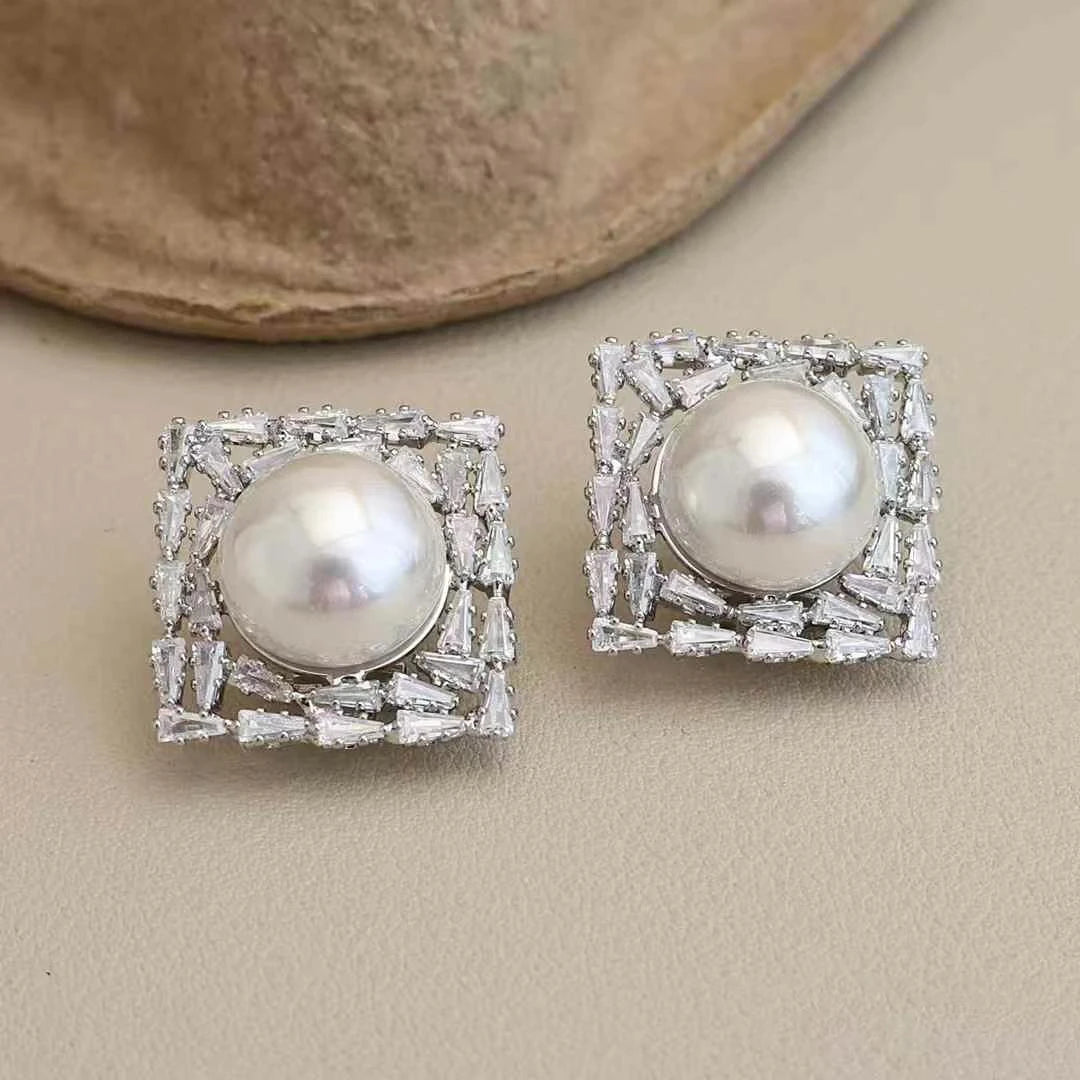 Fashion Classic Art Deco Imitation Pearl Stud Earrings for Girls Elegant Adorable Jewellry for Women Lady Accessories Wholesale