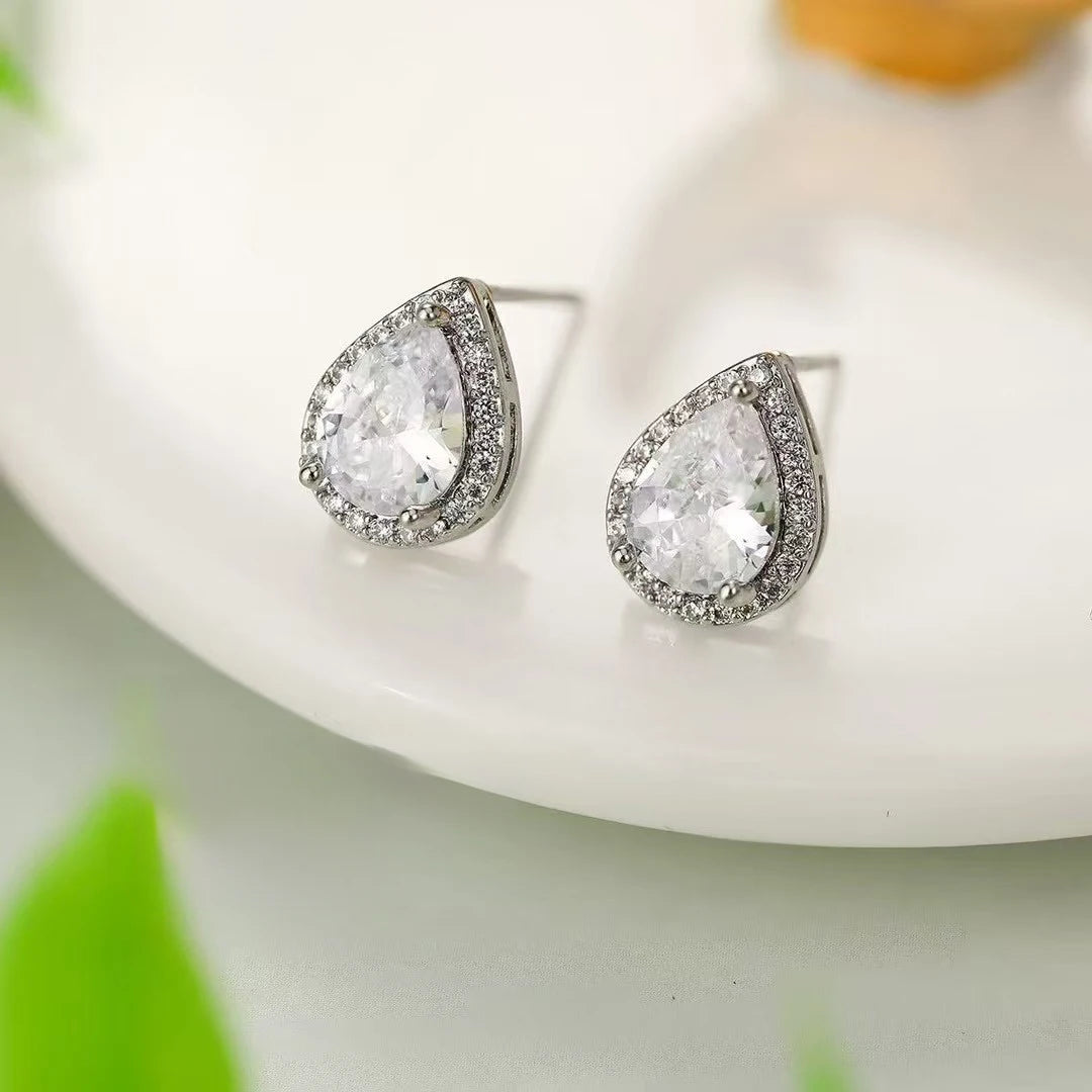 Girly Aesthetic Hot Sale New Design Bow Irregular Shape Small Mini Stud Earring Fashion Sparking Bulk Daily Jewelry Accessories