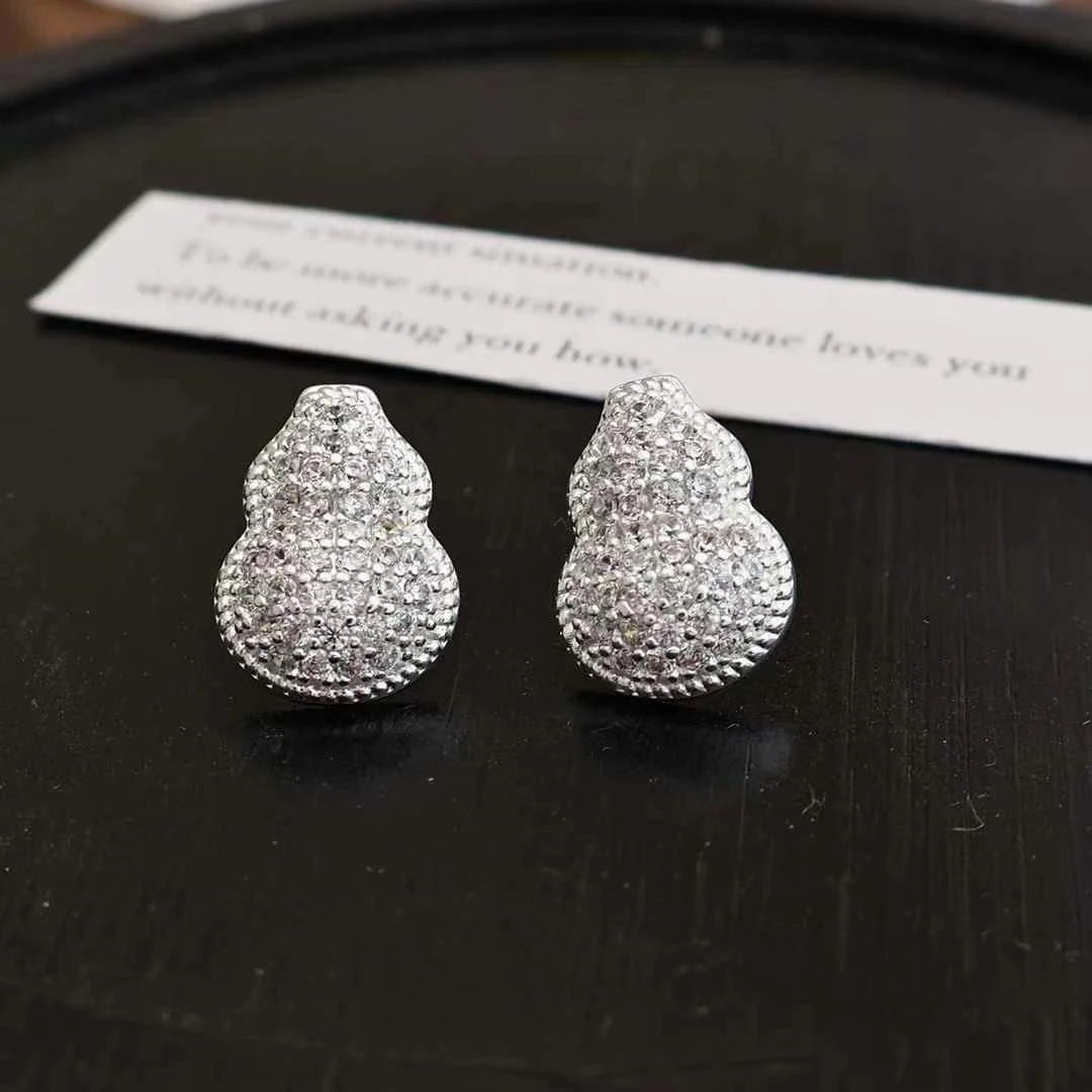 Female Star Gourd Shape Creative Design Small Stud Earring Trendy Fashion Simple High Quality Bulk Jewelry Accessories for Daily
