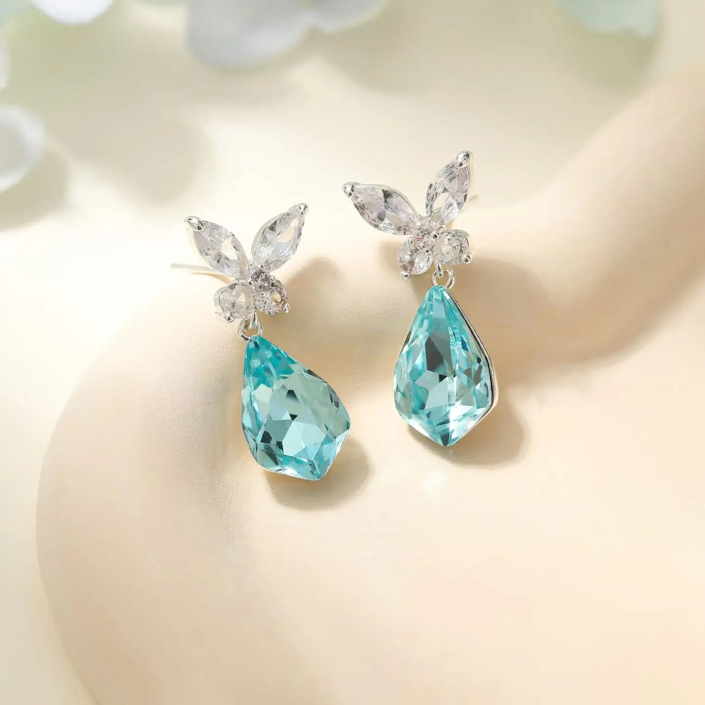 Luxurious Glitter Ocean Star Sparkle Drop Earrings for Girls Rhinestone Butterfly Jewelry for Women Ladies Accessories Princess