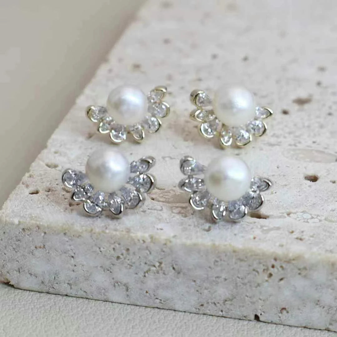 Fashion Elegant Simple Imitation Pearl Stud Earrings for Girls Sweet Classic Jewellry for Women Ladies Accessories Wholesale