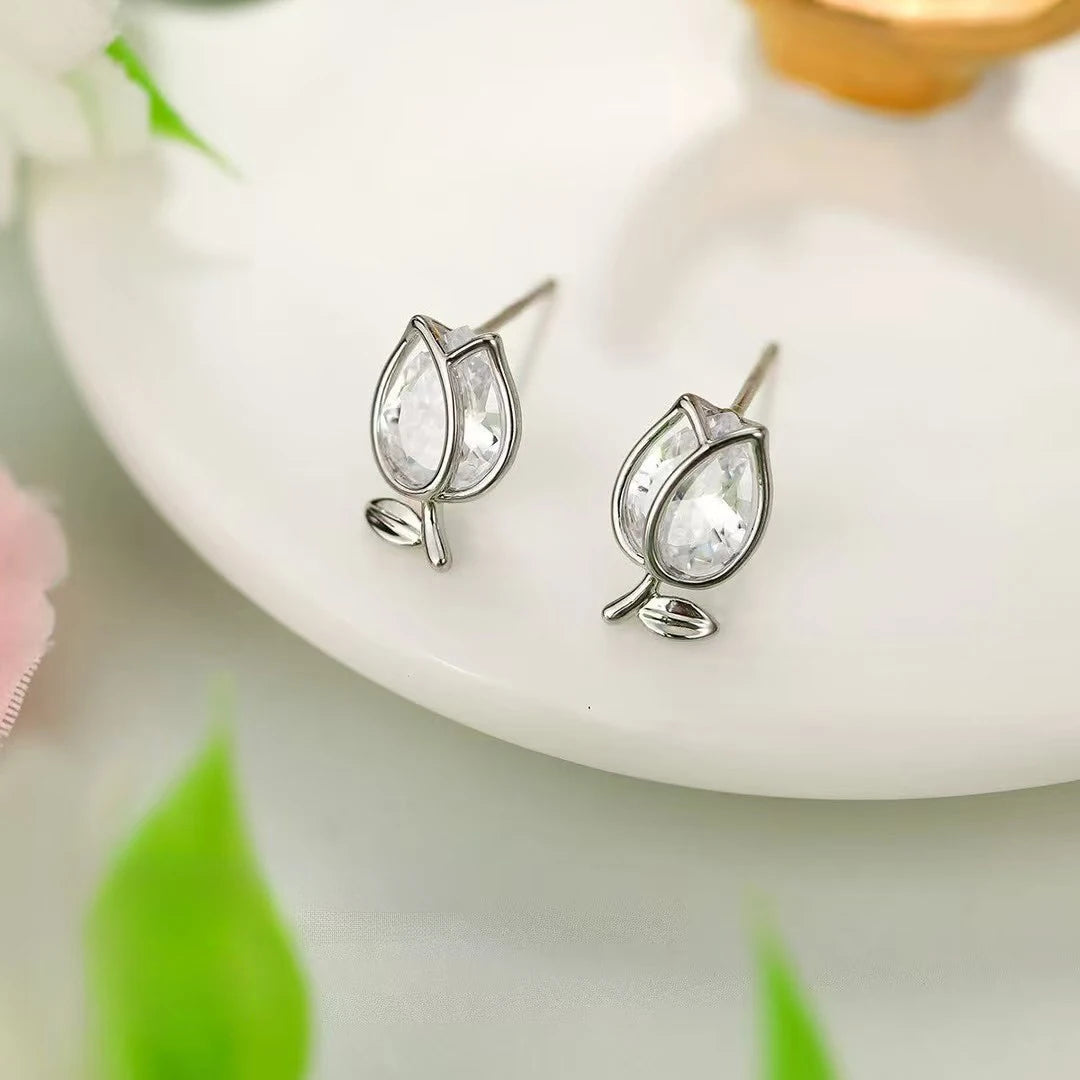 Female Hot Sale Butterfly Square Circle Shape Small Stud Earring Fashion Glitter Trendy Bulk Order Jewelry Accessories for Daily