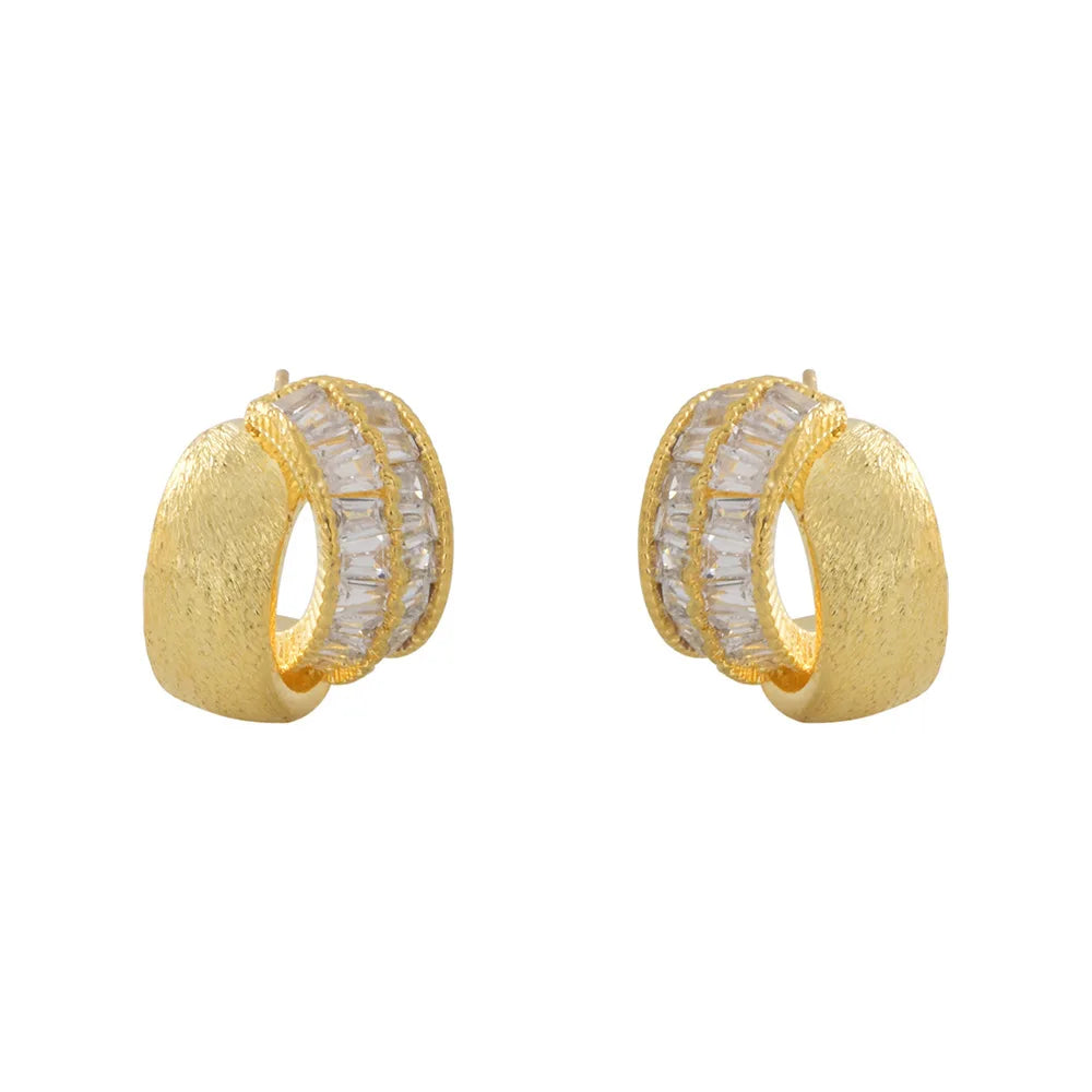 Zirconia Half-circle Interlocking Copper Brushed Ear Studs Fashionable Elegant Versatile Light Luxury Earrings Women Unisex