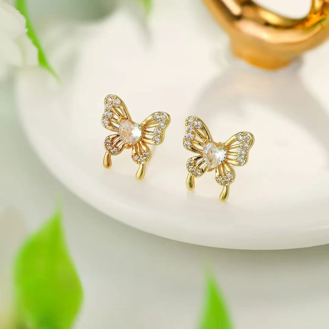 Women Butterfly Bow Flower Shape Small Mini Stud Earring Fashion Elegant Graceful High Quality Bulk Jewelry Accessory for Daily