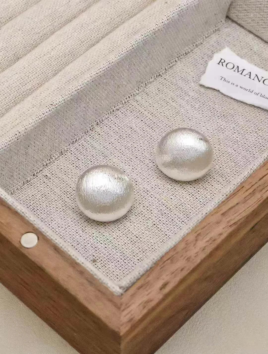 Women New Design Small Rhinestone Decorative Mini Stud Earring Fashion Chic E Gentle Bulk Jewelry Accessories for Ladies Daily