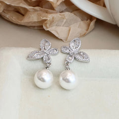 Fashion Simple Sweet Imitation Pearl Drop Earrings for Girls Cute Luxury Butterfly Jewelry for Women Lady Accessories Wholesale