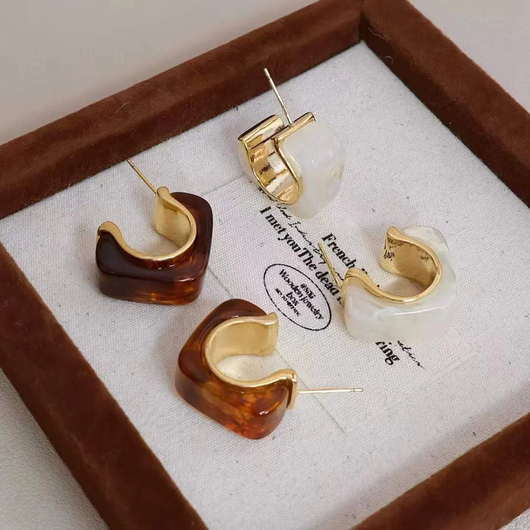 Women Hot Sale Amber Small Hoop Earring Fashion Luxurious Glamorous Lightweight Bulk Jewelry Accessories for Casual Holiday Use