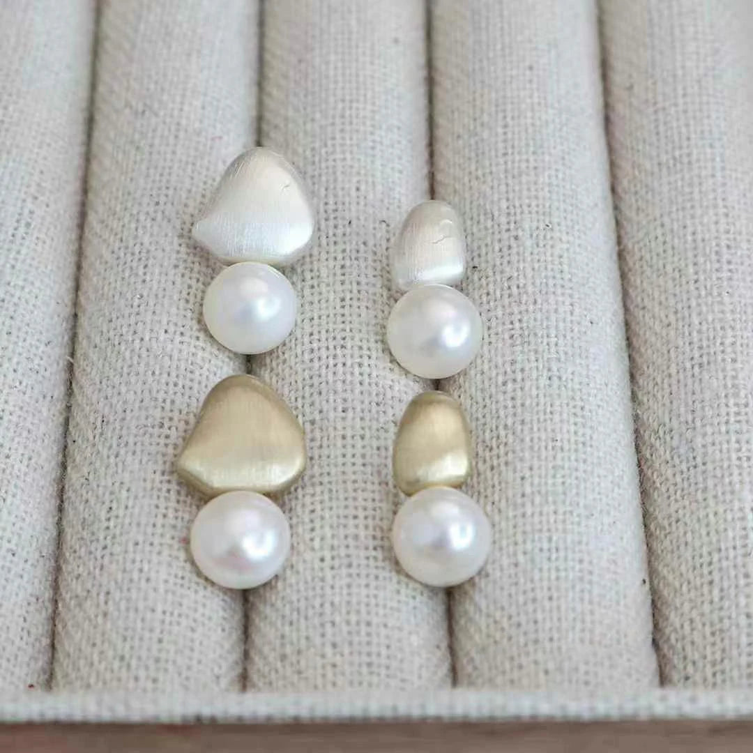 Sweet Bowknot Imitation Pearl Elegant Drop Earrings for Girls Simple Classic Luxury Jewelry for Women Ladies Accessories Chic