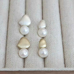 Sweet Bowknot Imitation Pearl Elegant Drop Earrings for Girls Simple Classic Luxury Jewelry for Women Ladies Accessories Chic