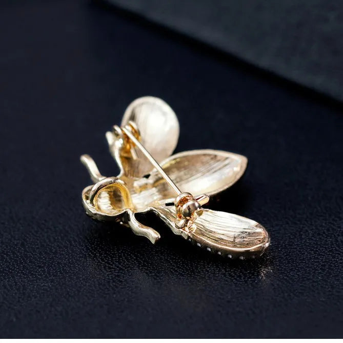 Fashion Glitter Animals Bees Sweet Brooches for Girls Elegant Stylish Pins Jewelry for Women Ladies Accessories New Design
