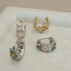 Women Hot Sale Rhinestone Small Hoop Earring Elegant Fashion Chic Glamorous High Quality Jewelry Accessories for Female Causal