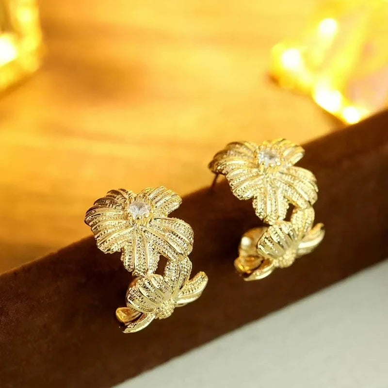 Fashion Trendy Simple Art Deco Chic Classic Hoop Earrings for Girls Elegant Stylish Jewelry for Women Ladies Accessories