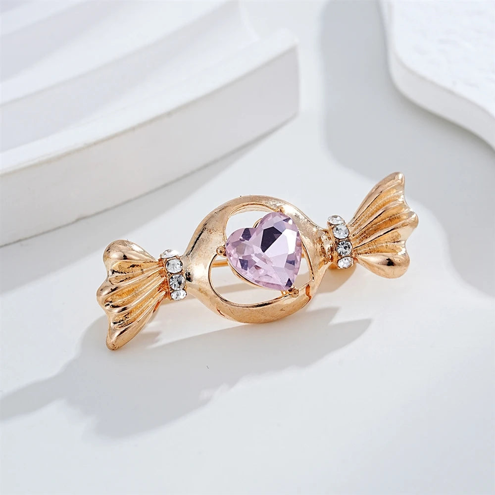 Fashion Glitter Rhinestone Sparkle Candy Heart Shaped Brooches for Girls Sweet Elegant Trendy Jewelry for Women Lady Accessories