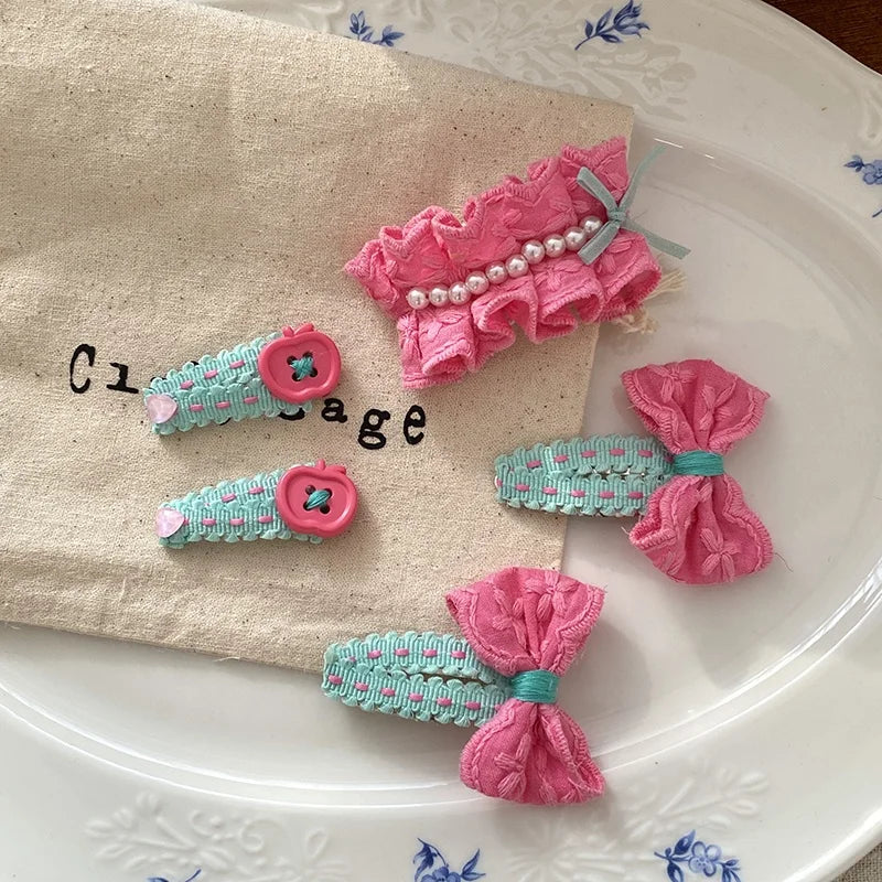 Fashion Cute Bowknot Imitation Pearl Hair Clips for Baby Girls Trendy Stylish Snap Clips for Kids Children Hair Accessories