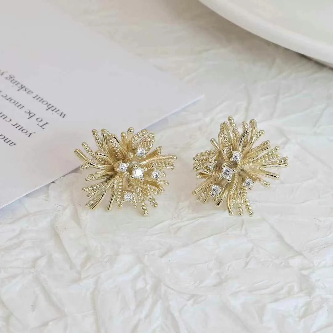 Women Lightweight High Quality Minimalistic Small Stud Earring Trendy Fashion Elegant Bulk Order Jewelry Accessories for Causal