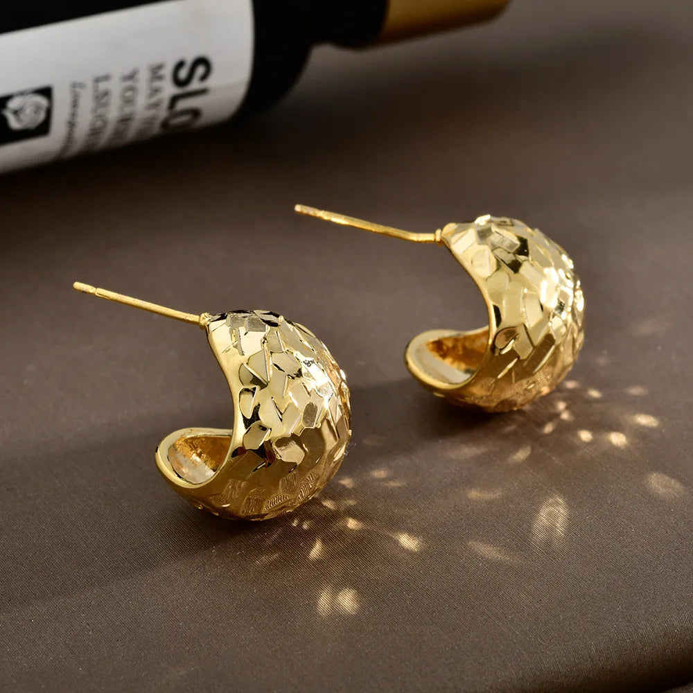 14K Gold Plated Textured Hoop Earrings for Women Gold Chunky C Shaped Stud Earrings Trendy Fashion Jewelry Accessories Wholesale