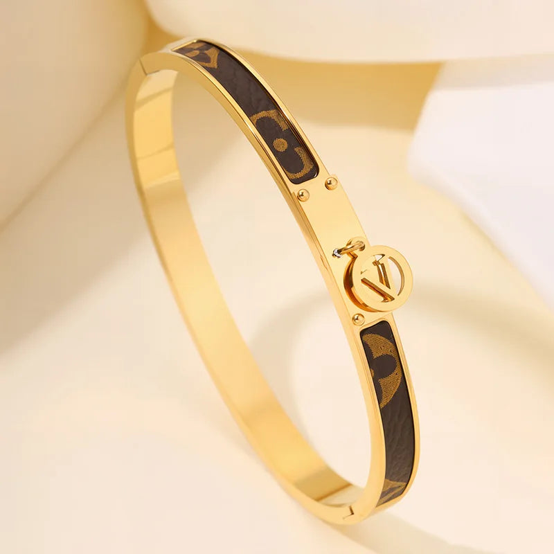 New Trendy Leather Bracelet with Chain Strips High-end Light Luxury Bangles Fashionable Jewelry Women's Accessories Wholesales