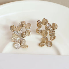 Fashion Luxury Dainty Bold Exaggerated Drop Earrings for Girls Refined Classic Jewelry for Women Ladies Accessories Wholesale