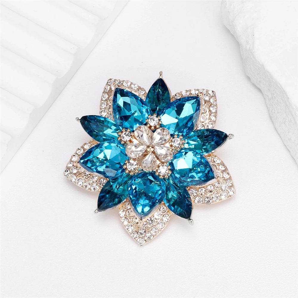 Fashion Flowers Sweet Trendy Stylish Elegant Brooches for Girls Charms Glitter Pins Jewelry for Women Lady Accessories Hot Sale