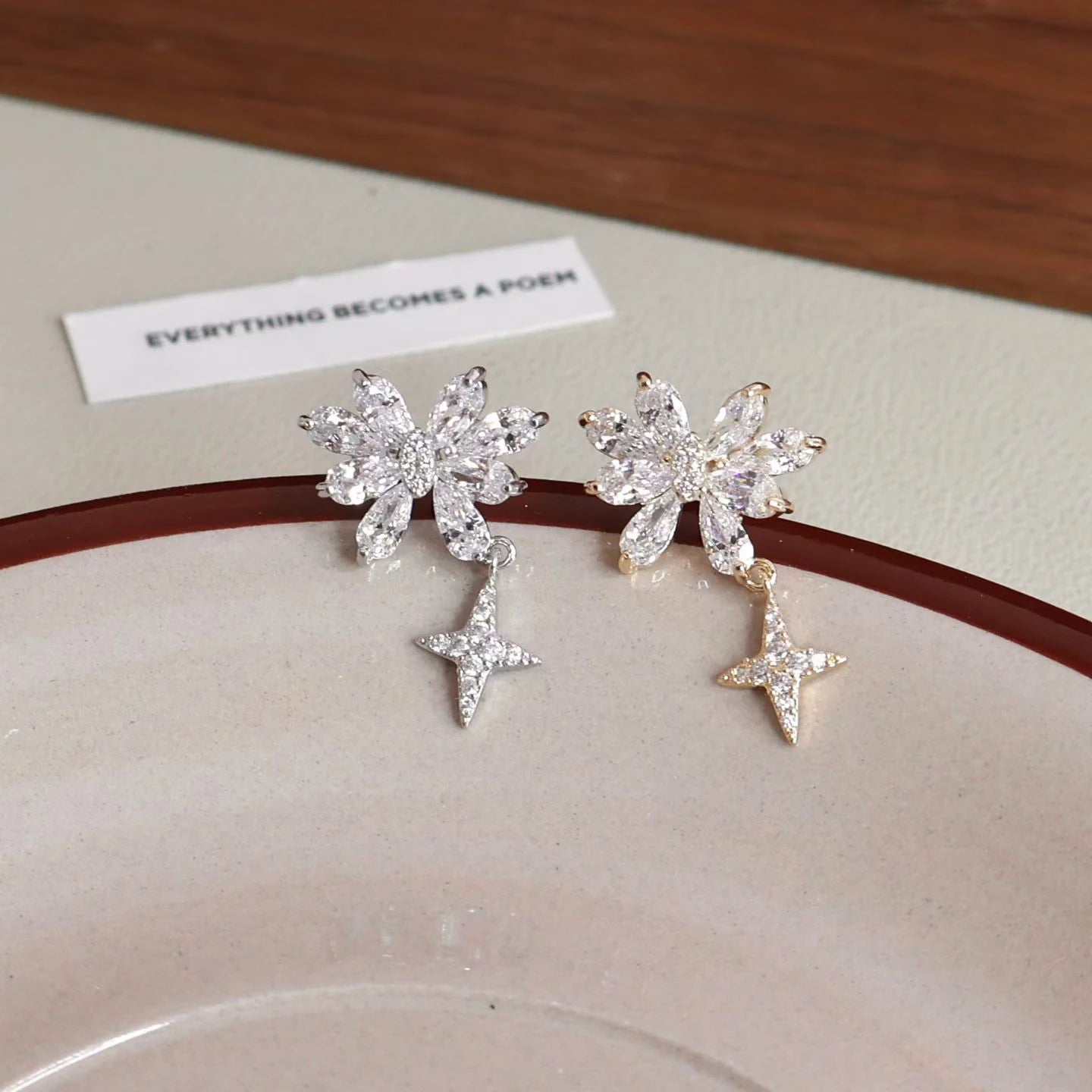 Female Latest New Design Irregular Shape Small Drop Earring Fashion Elegant Luxurious Dainty High Quality Bulk Jewelry Accessory