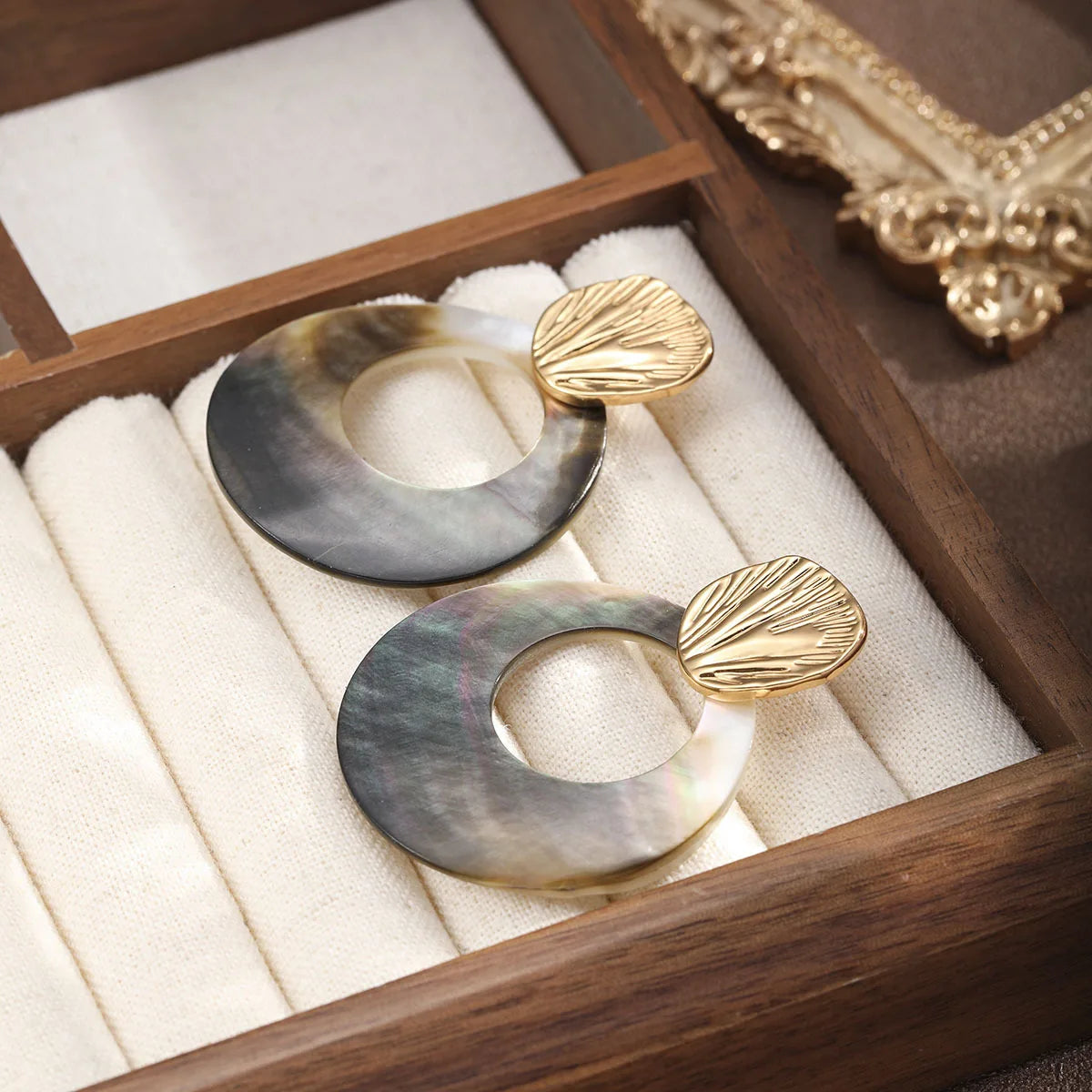 Fashion Abalone Shell Copper S925 Silver Drop Earrings for Girls Trendy Jewelry for Women Ladies Wholesale China Manufacturer