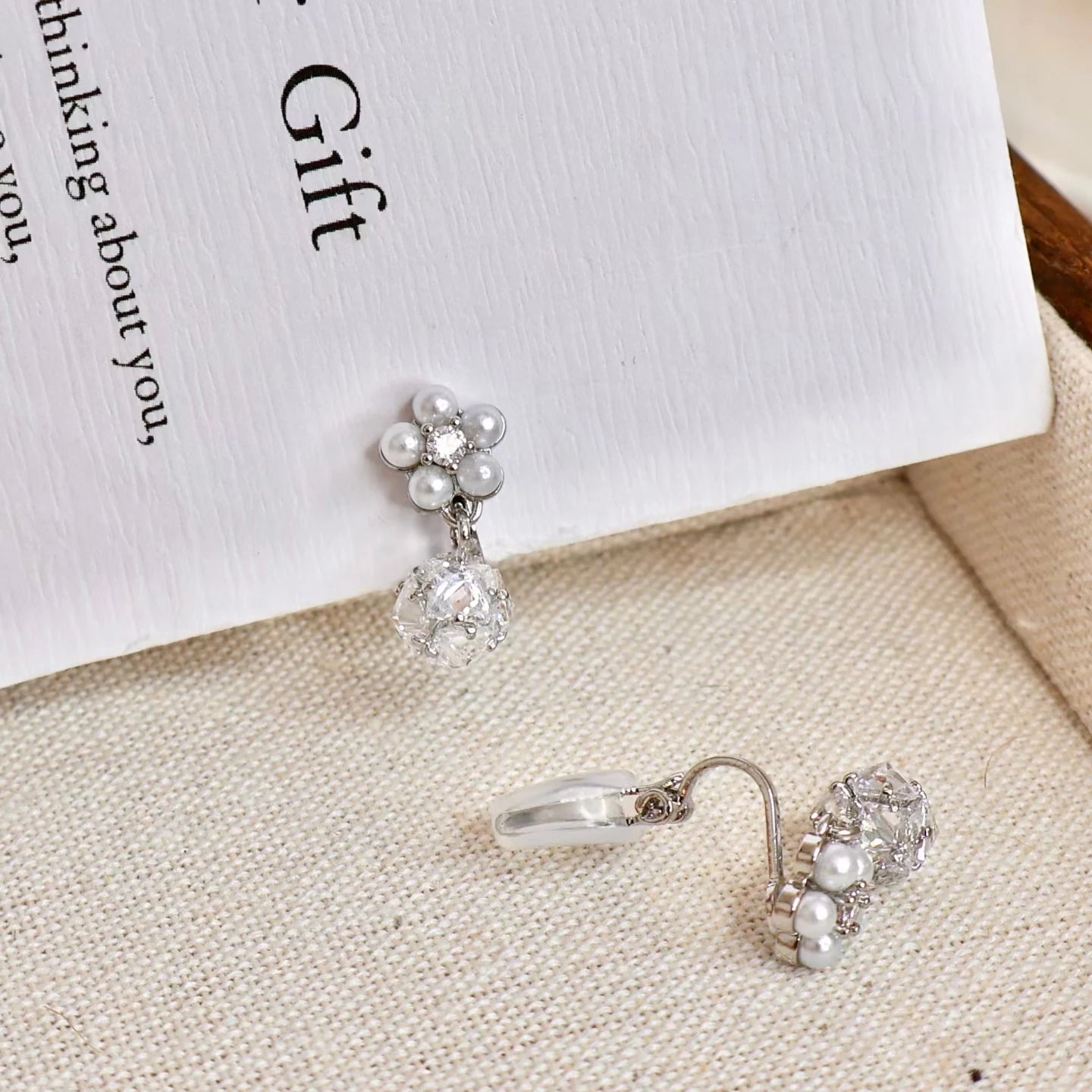 Women Hot Sale New Design Flower Shape Small Clip-on Earring Fashion Charms Luxurious Dainty Bulk Jewelry Accessories for Daily