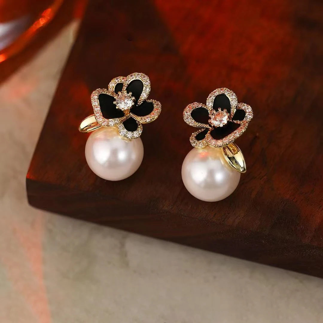 Vintage Sweet Elegant Imitation Pearl Drop Earrings for Girls Graceful Flower Floral Jewellry for Women Ladies Accessories Chic