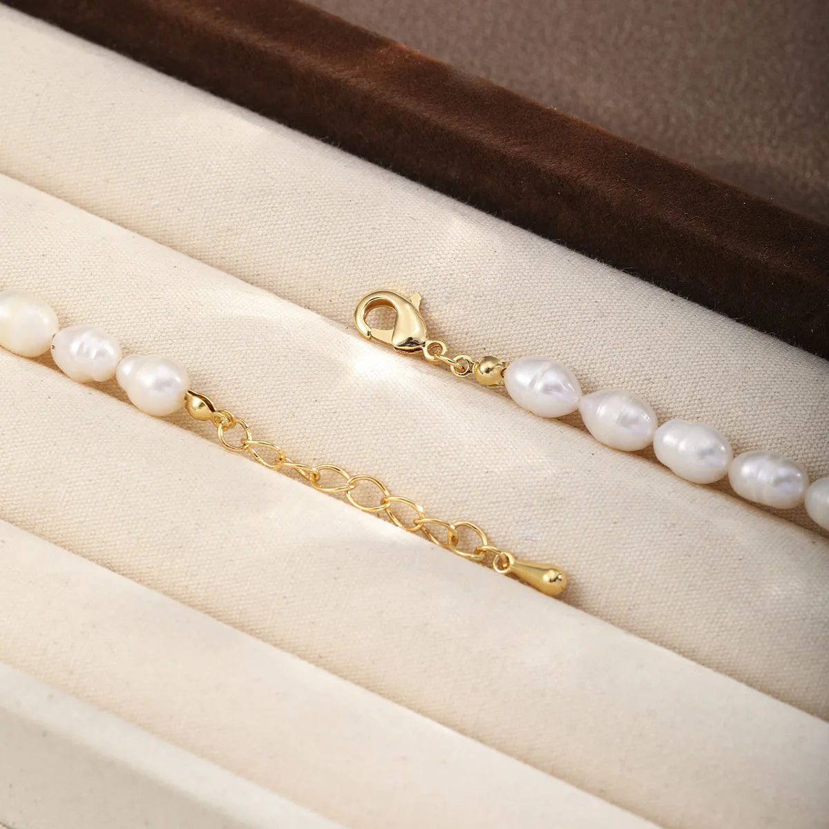 Fashion Shell Conch Beads Bracelets for Girls Sweet Elegant Simple Jewelry for Women Ladies Wholesale China Manufacturer Bulk