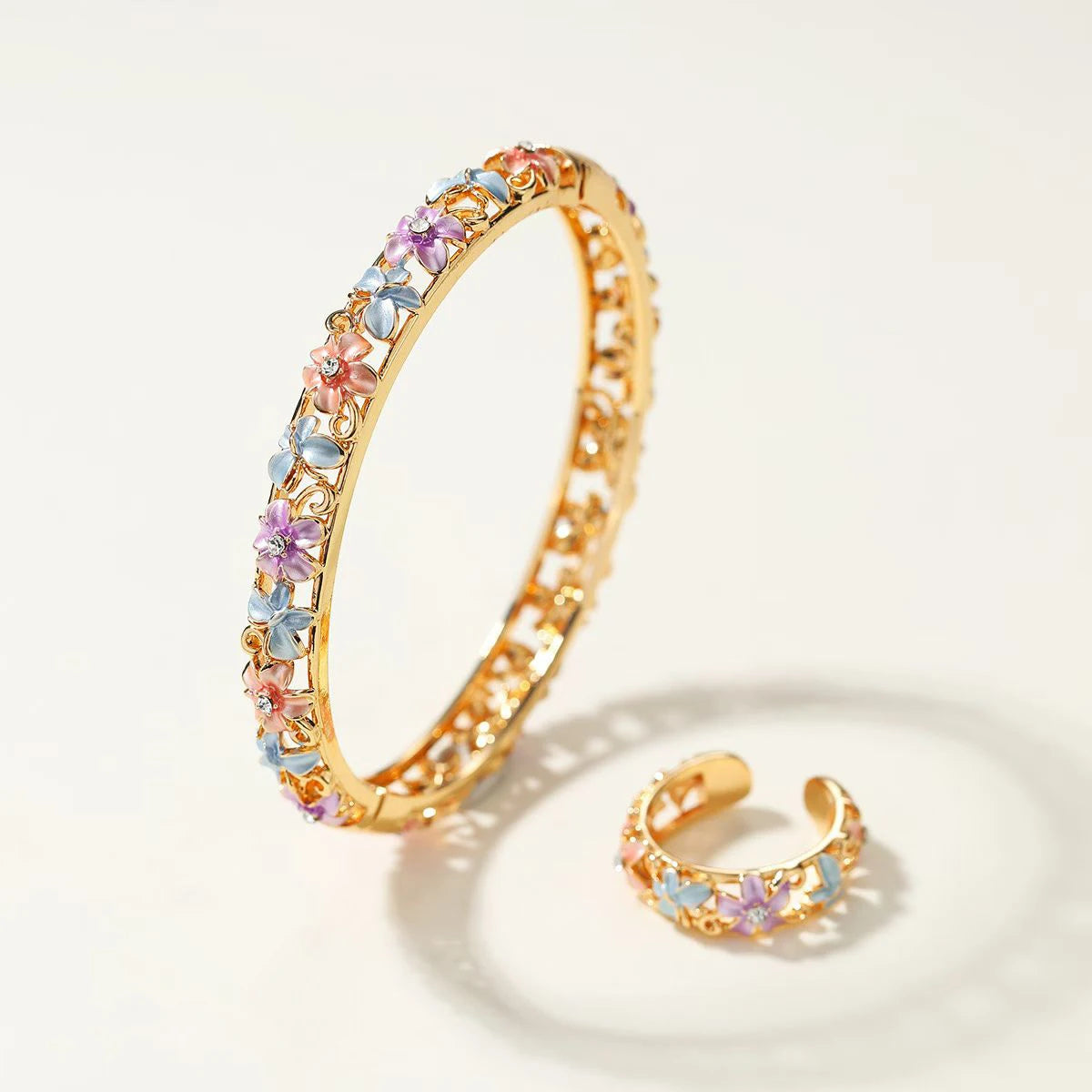 Fashion Sweet Dainty Bold Vintage Bangles for Girls Elegant Charms Rings Art Deco Jewelry Sets for Women Ladies Accessories