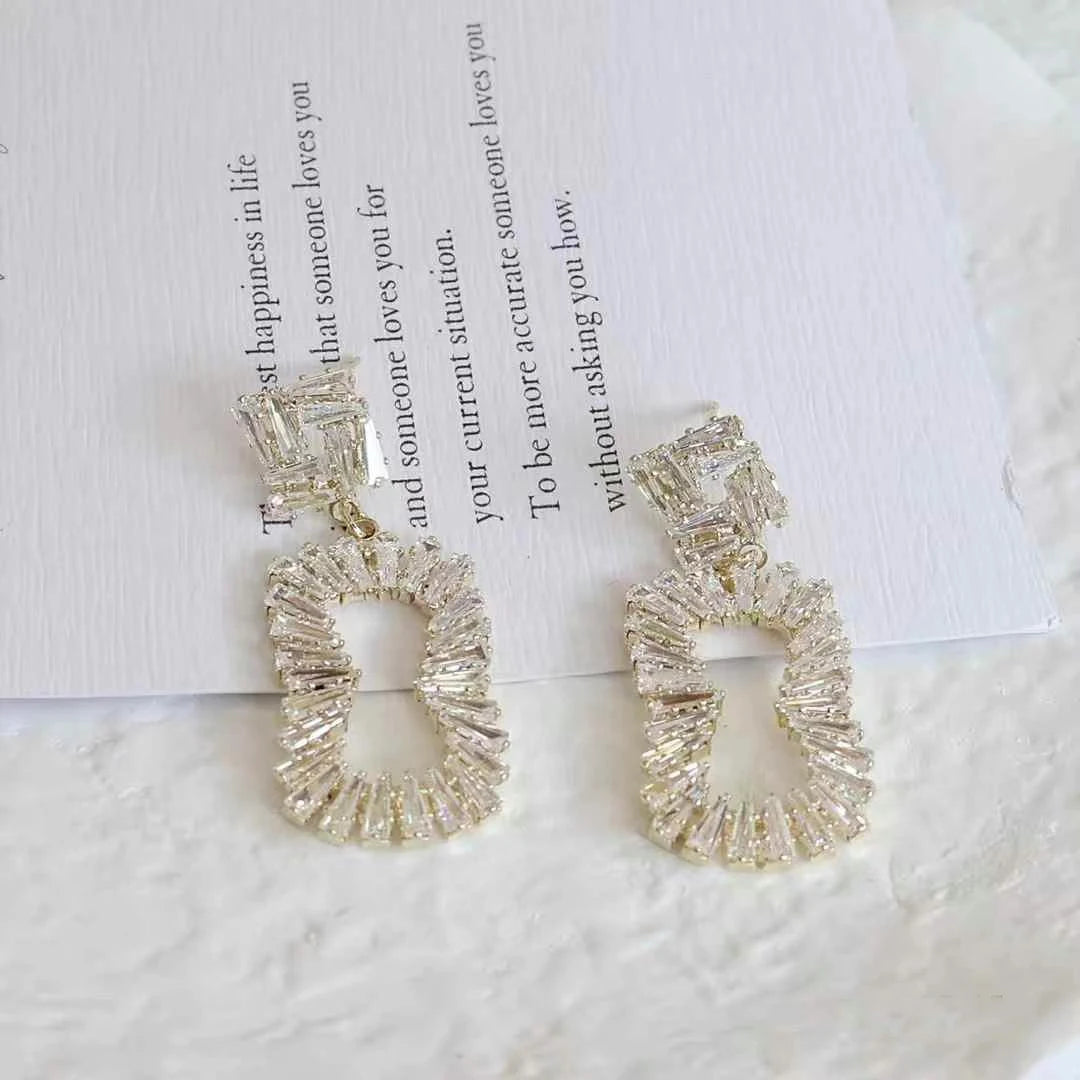 Fashion Sweet Heart Shapes Cute Stunning Fresh Drop Earrings for Girls Elegant Large Jewelry for Women Ladies Accessories