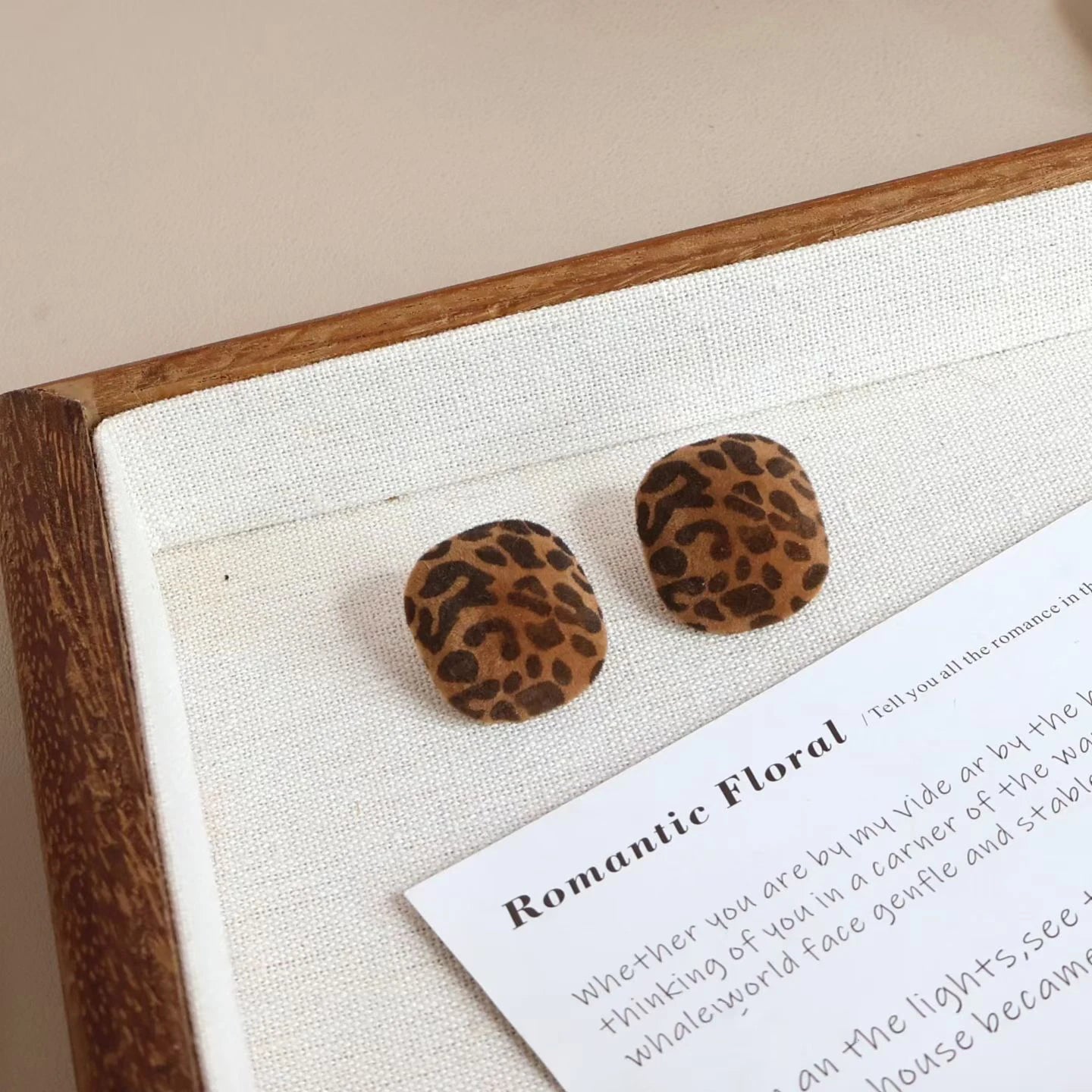 Ladies Heart Shape Leopard Print Mini Stud Earring Fashion Elegant Chic Wholesale Jewelry Accessories for Women Office Holiday