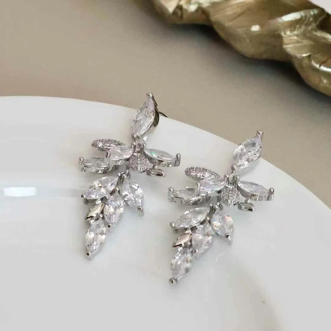 Fashion Trendy Glitter Stunning Elegant Drop Earrings for Girls Glamorous Luxury Jewelry for Women Ladies Accessories Wholesale