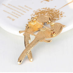 Fashion Birds Animals Sweet Brooches for Girls Elegant Glamorous Charms Pins Jewelry for Women Ladies Accessories Wholesale