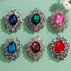 Fashion Glitter Rhinestone Vintage Luxury Brooches for Girls Sweet Elegant Pins Jewelry for Women Ladies Accessories Hot Sale