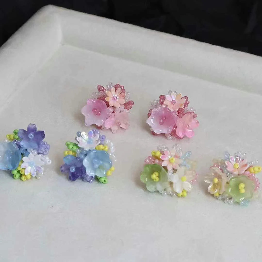 Sweet Fashion Flower Floral Stud Earrings for Girls Cute Trendy Glamorous Jewelry for Women Ladies Accessories Chinese Supplier