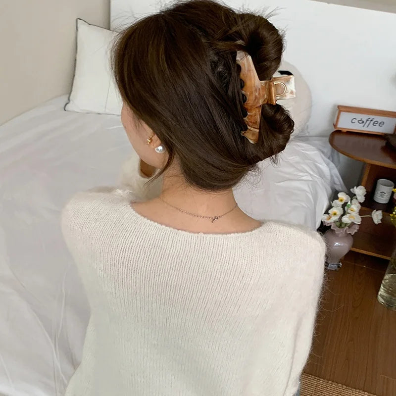 Fashion Stylish Elegant Hair Claw Clips for Girls Winter Autumn Graceful Trendy Hair Accessories for Women Ladies in Stock