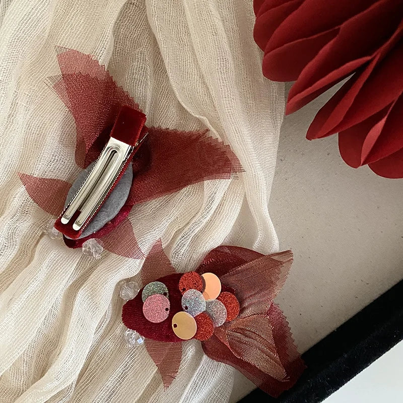 Women New Design Fish Shape Red Small Alligator Clips Fashion Chic High Quality in Store Hair Clips Accessories for Female Daily