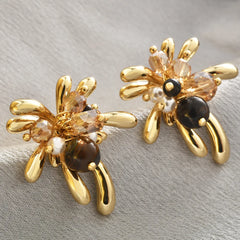 2025 New Fashion Golden Earrings Women's Light Luxury High-end Elegant Earrings Stud Super Fairy Personality Vintage Earrings